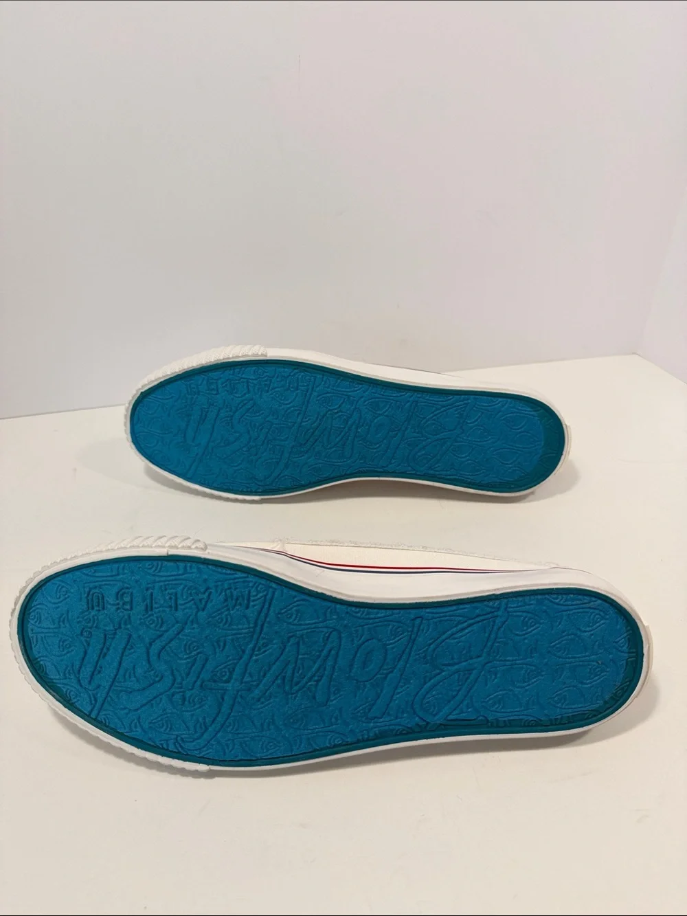 Blowfish White Slip-On Canvas Sneakers with Red & Blue Stripe